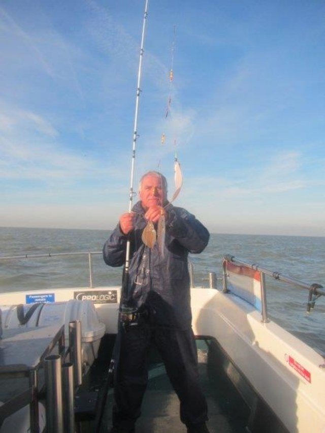 Op schar en wijting vissen op de Westerschelde