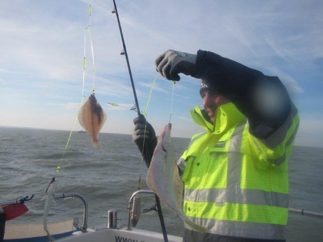 Op schar en wijting vissen op de Westerschelde