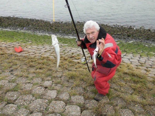 Henry en Jack, vissen in de Waterweg