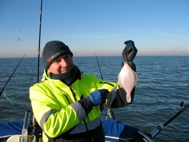 Luc en Nico, een dagje vissen op de Oosterschelde