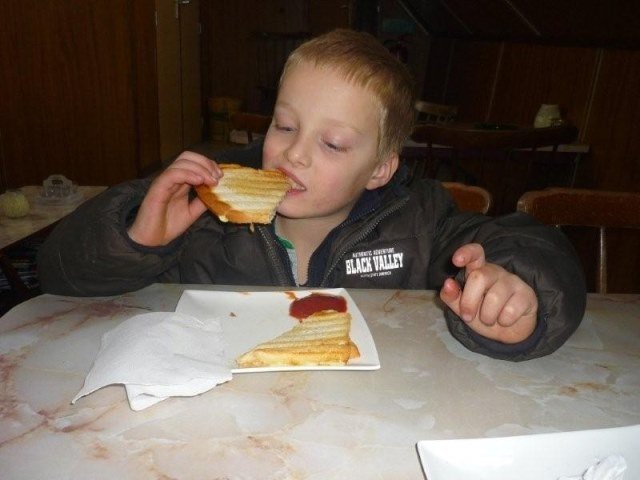 Johan het(loze)vissertje en zoon op de Grevelingen