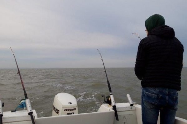 Tom en Niels, bootvissen Hansweert(Westerschelde)