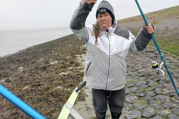 Nico, strandvissen aan Zoutelande